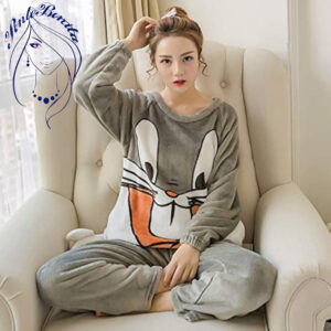 Pijama de Peluche para Mujer - Diseño de Conejo Divertido - Suave y Cálido